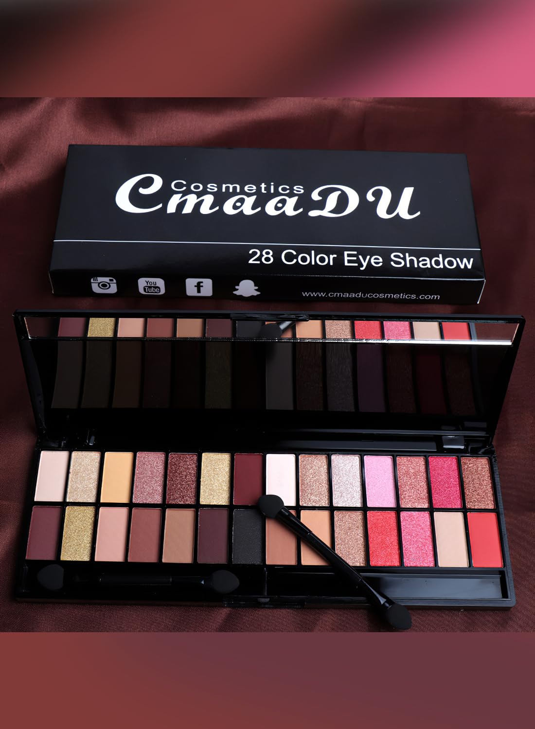 Eyeshadow Palette with Brushes